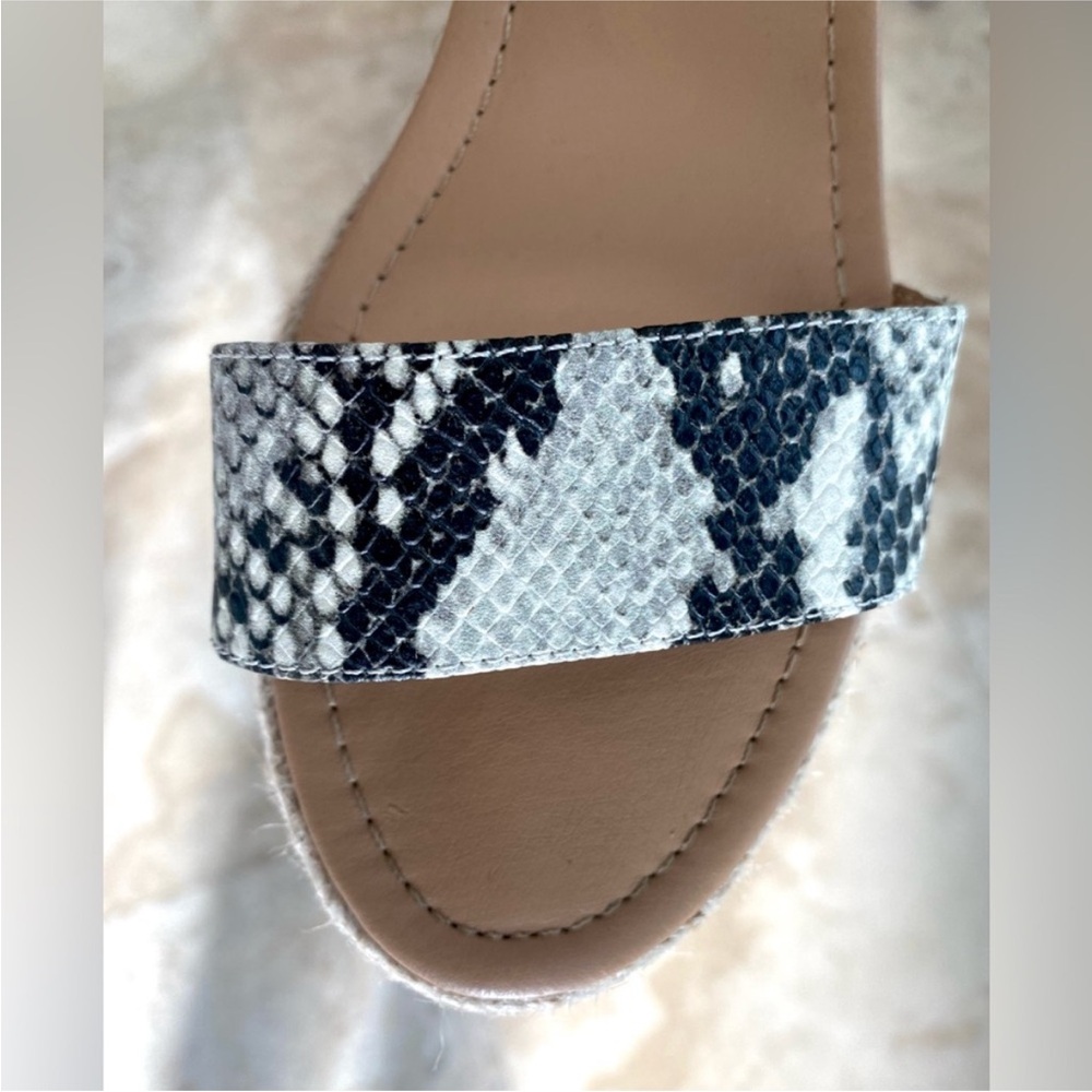 Steve Madden Snake Print Wedge Sandals - Picture 4 of 4
